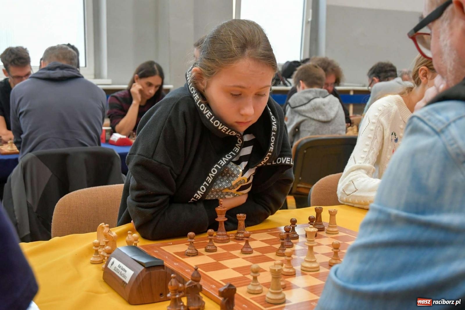 Zdjęcie w galerii na portalu naszraciborz.pl: Memoriał szachowy im. Alfreda Chrobaka [FOTO i WIDEO] wiadomości z regionu