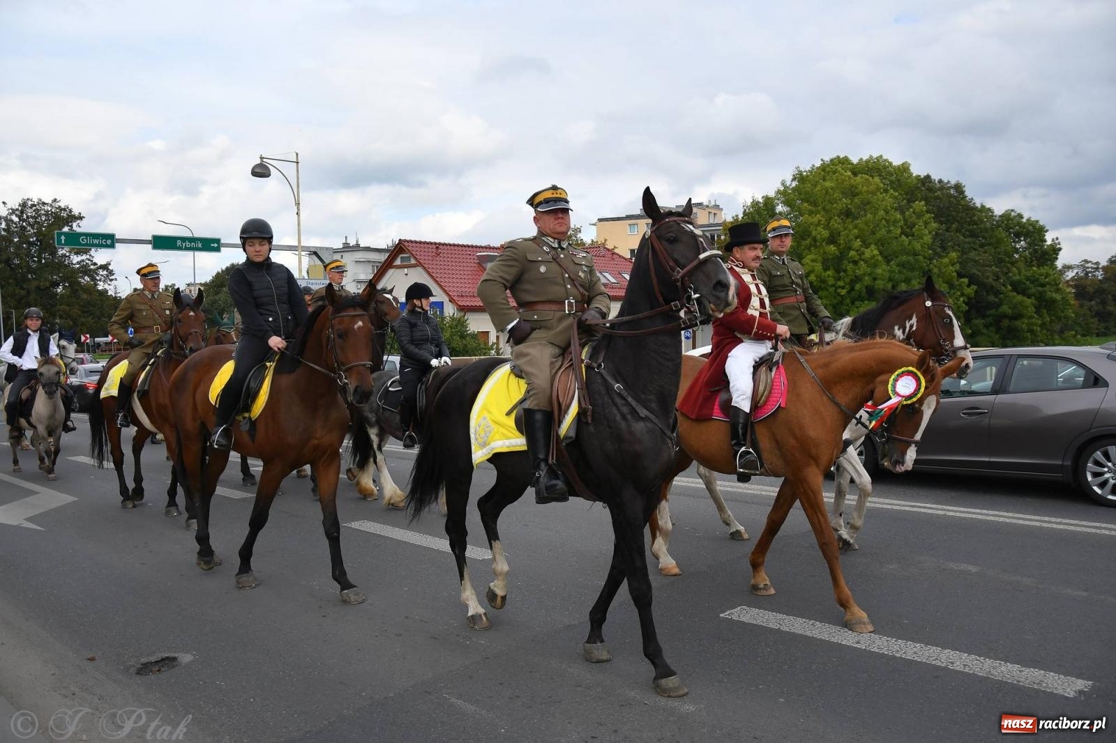 Zdjęcie w galerii na portalu naszraciborz.pl: Raciborski Hubertus. Parada i gonitwa [FOTO i WIDEO] wiadomości z regionu