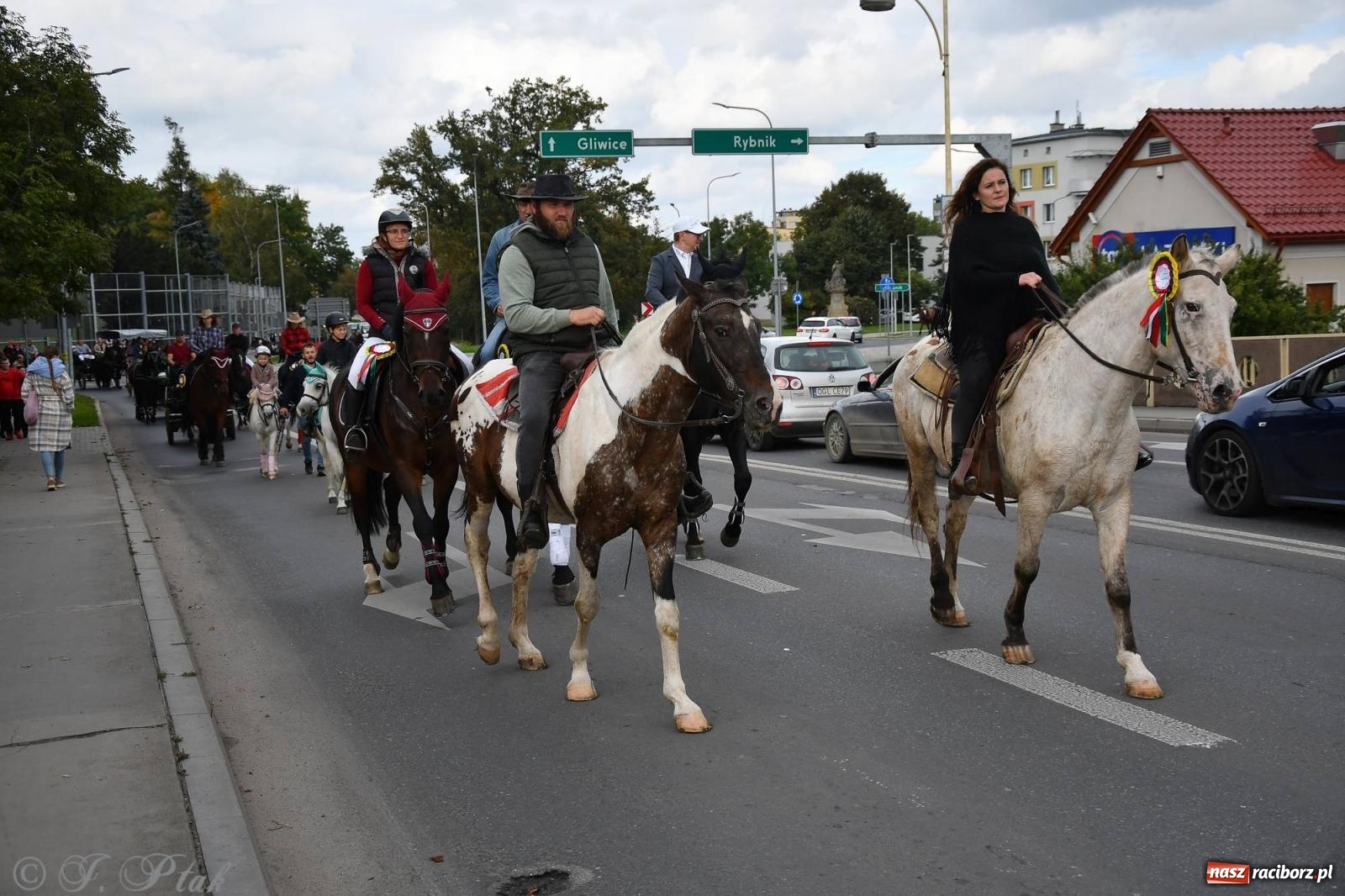 Zdjęcie w galerii na portalu naszraciborz.pl: Raciborski Hubertus. Parada i gonitwa [FOTO i WIDEO] wiadomości z regionu