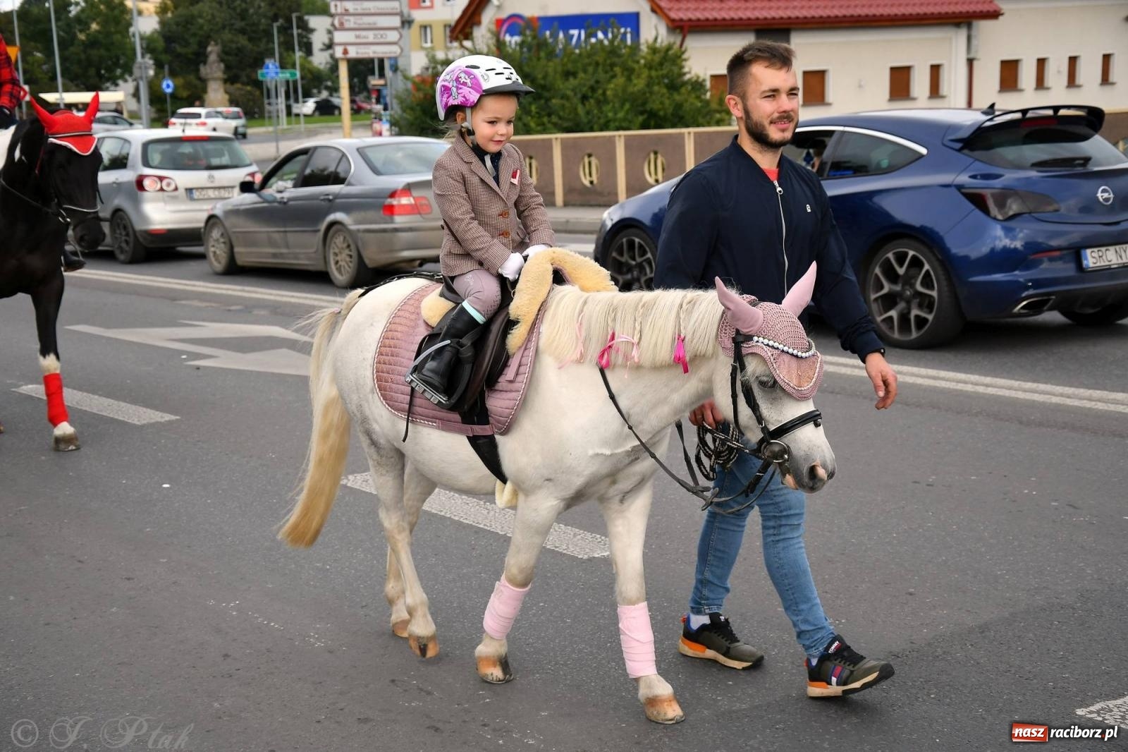 Zdjęcie w galerii na portalu naszraciborz.pl: Raciborski Hubertus. Parada i gonitwa [FOTO i WIDEO] wiadomości z regionu