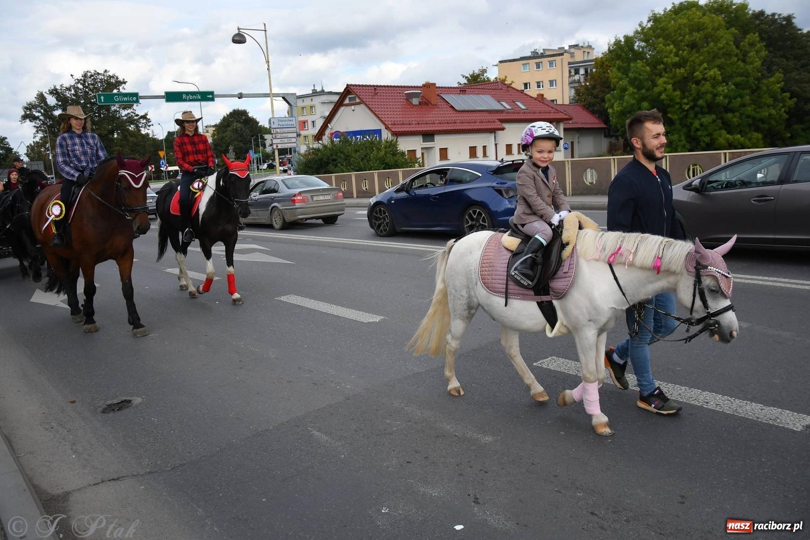 Zdjęcie w galerii na portalu naszraciborz.pl: Raciborski Hubertus. Parada i gonitwa [FOTO i WIDEO] wiadomości z regionu