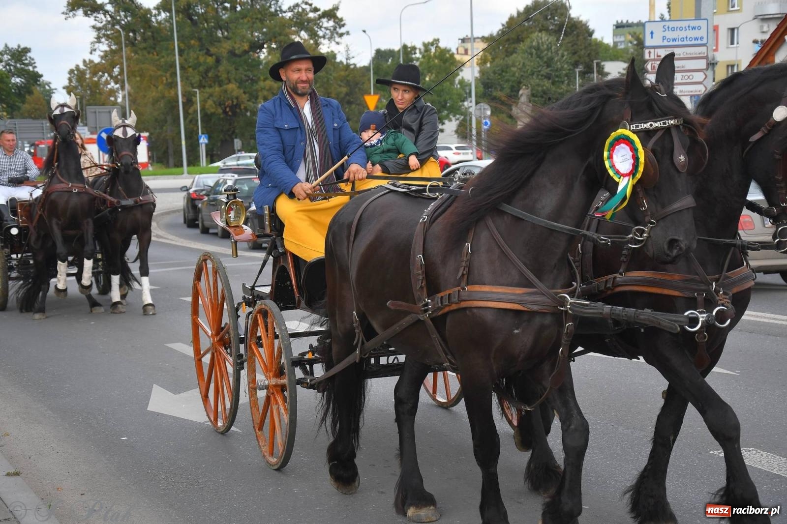 Zdjęcie w galerii na portalu naszraciborz.pl: Raciborski Hubertus. Parada i gonitwa [FOTO i WIDEO] wiadomości z regionu