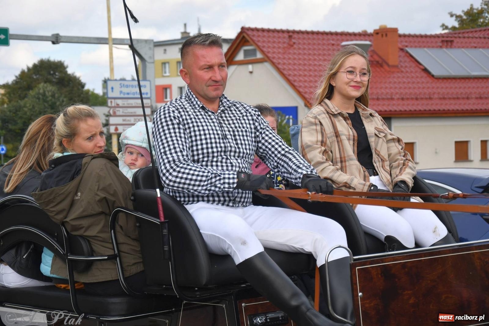 Zdjęcie w galerii na portalu naszraciborz.pl: Raciborski Hubertus. Parada i gonitwa [FOTO i WIDEO] wiadomości z regionu
