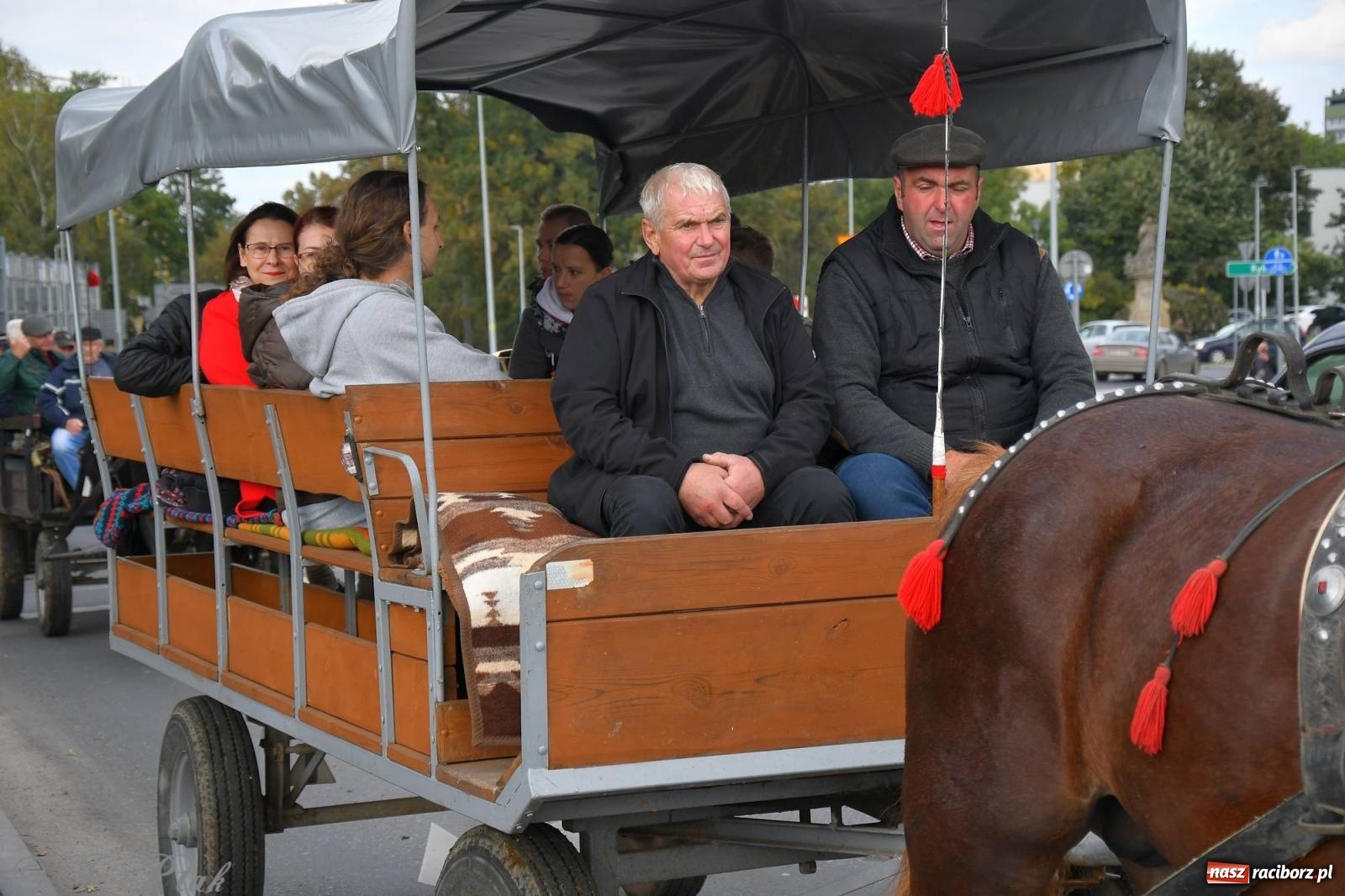 Zdjęcie w galerii na portalu naszraciborz.pl: Raciborski Hubertus. Parada i gonitwa [FOTO i WIDEO] wiadomości z regionu