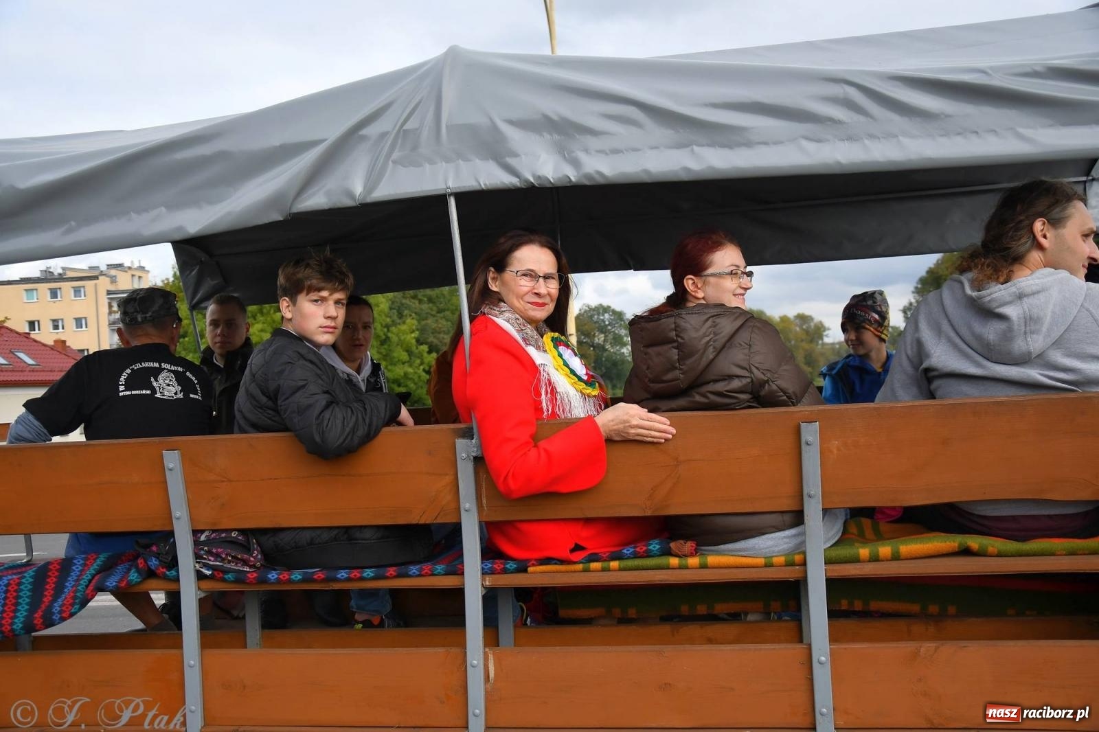 Zdjęcie w galerii na portalu naszraciborz.pl: Raciborski Hubertus. Parada i gonitwa [FOTO i WIDEO] wiadomości z regionu
