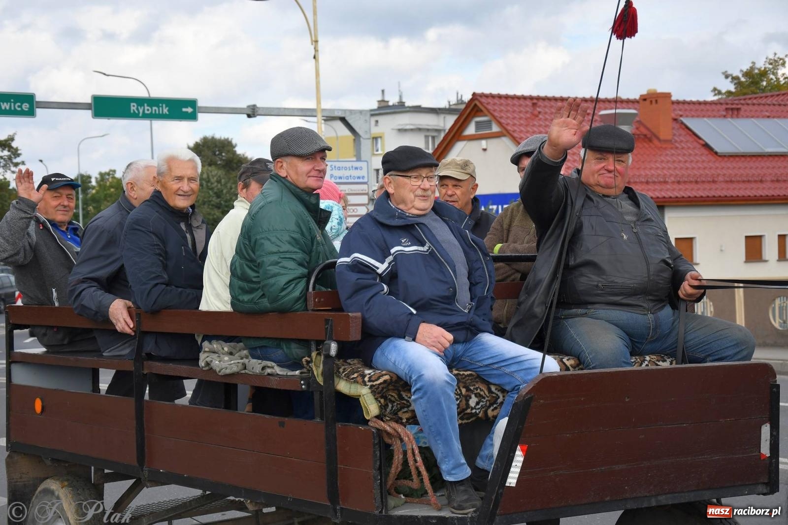 Zdjęcie w galerii na portalu naszraciborz.pl: Raciborski Hubertus. Parada i gonitwa [FOTO i WIDEO] wiadomości z regionu