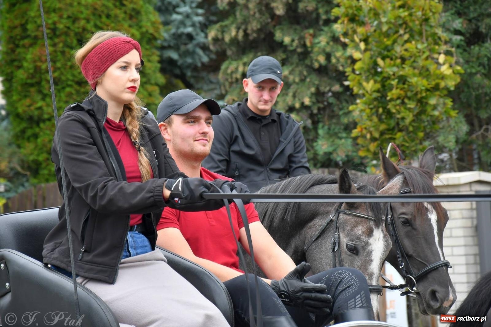 Zdjęcie w galerii na portalu naszraciborz.pl: Raciborski Hubertus. Parada i gonitwa [FOTO i WIDEO] wiadomości z regionu