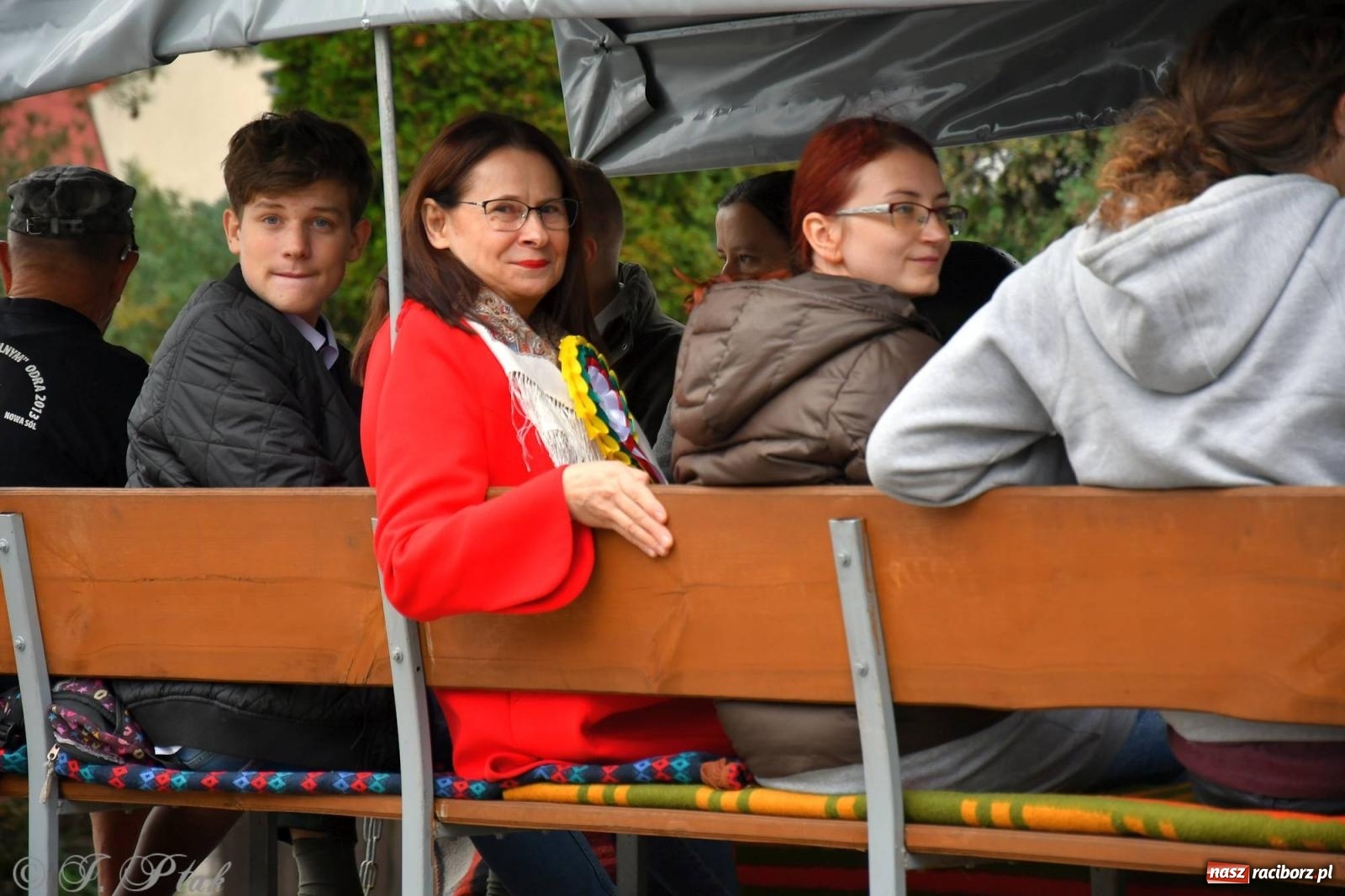 Zdjęcie w galerii na portalu naszraciborz.pl: Raciborski Hubertus. Parada i gonitwa [FOTO i WIDEO] wiadomości z regionu