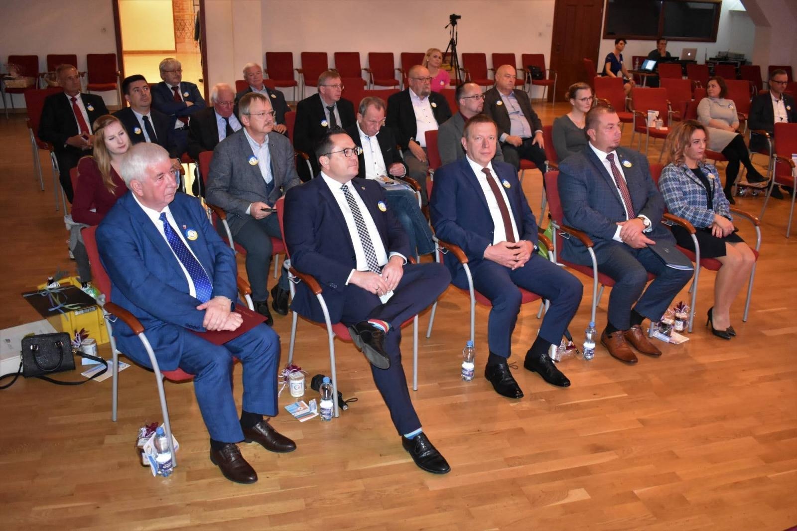 Zdjęcie w galerii na portalu naszraciborz.pl: Świętowano 10-lecie partnerstwa Powiatu Raciborskiego z Powiatem Elbe-Elster wiadomości z regionu