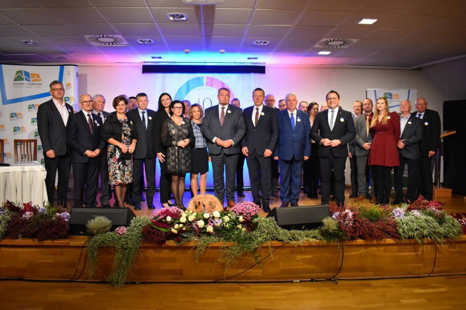 Zdjęcie w galerii na portalu naszraciborz.pl: Świętowano 10-lecie partnerstwa Powiatu Raciborskiego z Powiatem Elbe-Elster wiadomości z regionu