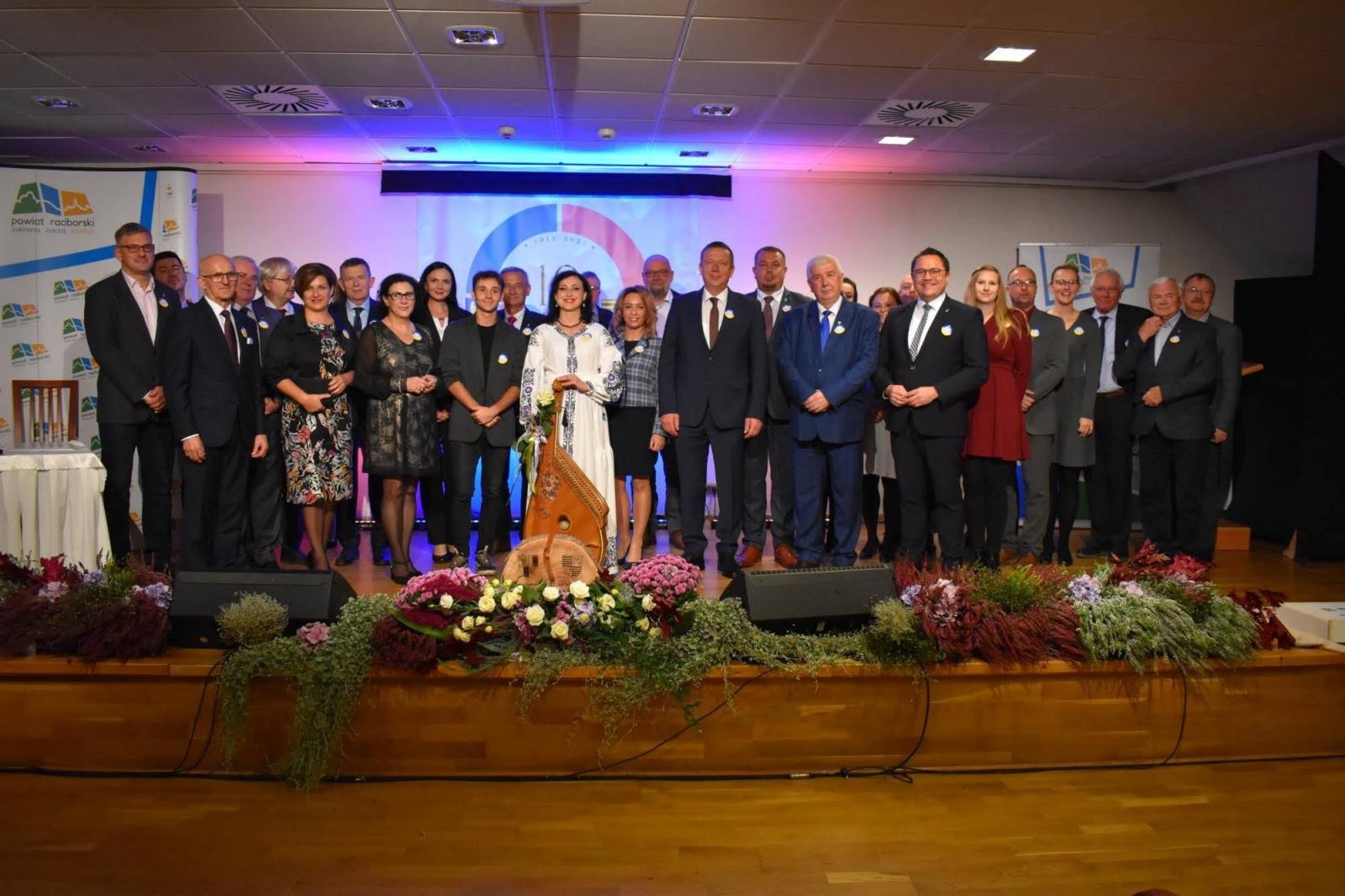 Zdjęcie w galerii na portalu naszraciborz.pl: Świętowano 10-lecie partnerstwa Powiatu Raciborskiego z Powiatem Elbe-Elster wiadomości z regionu