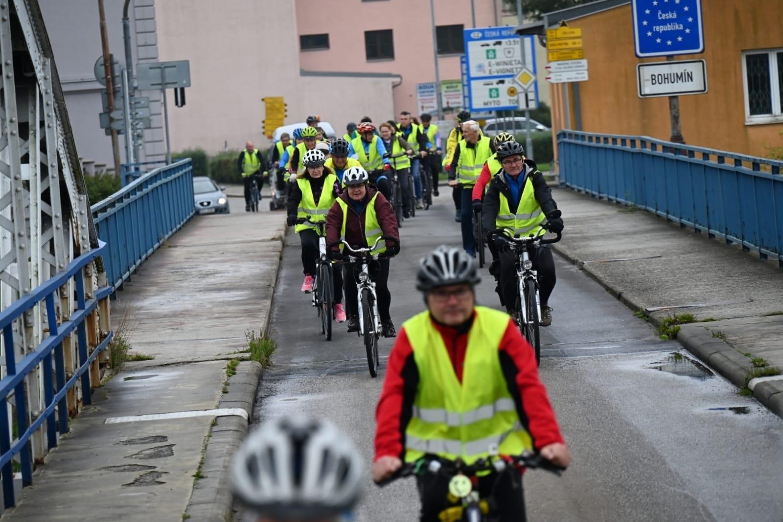 Zdjęcie w galerii na portalu naszraciborz.pl: Turysta na pograniczu. Rajd w gminie Krzyżanowice wiadomości z regionu