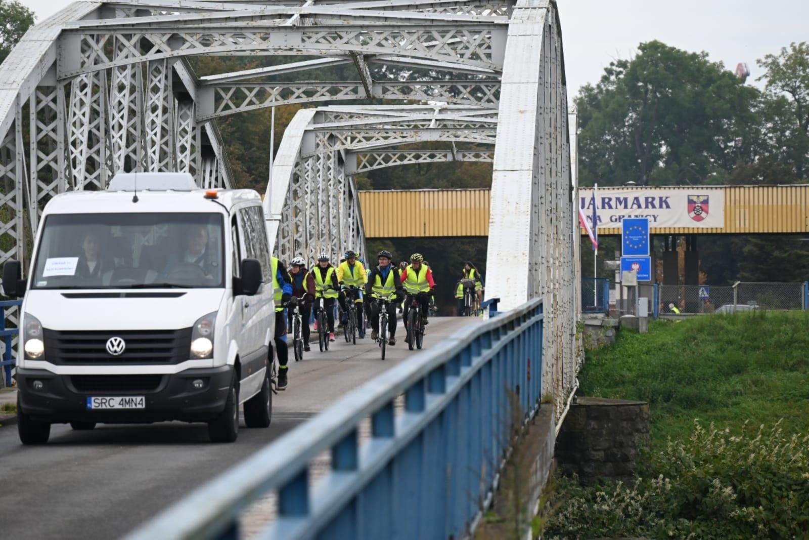 Zdjęcie w galerii na portalu naszraciborz.pl: Turysta na pograniczu. Rajd w gminie Krzyżanowice wiadomości z regionu