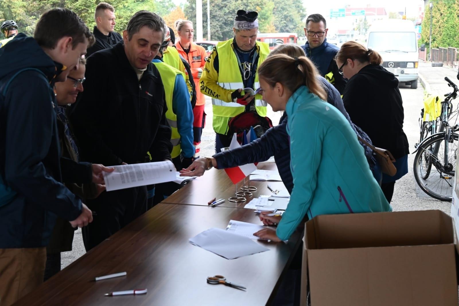 Zdjęcie w galerii na portalu naszraciborz.pl: Turysta na pograniczu. Rajd w gminie Krzyżanowice wiadomości z regionu