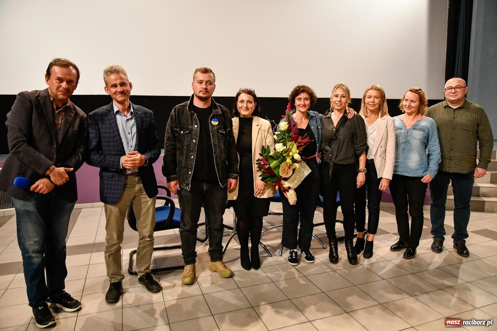 Zdjęcie w galerii na portalu naszraciborz.pl: Syndrom Hamleta - premiera w Bałtyku z udziałem reżyserki Elwiry Niewiery wiadomości z regionu