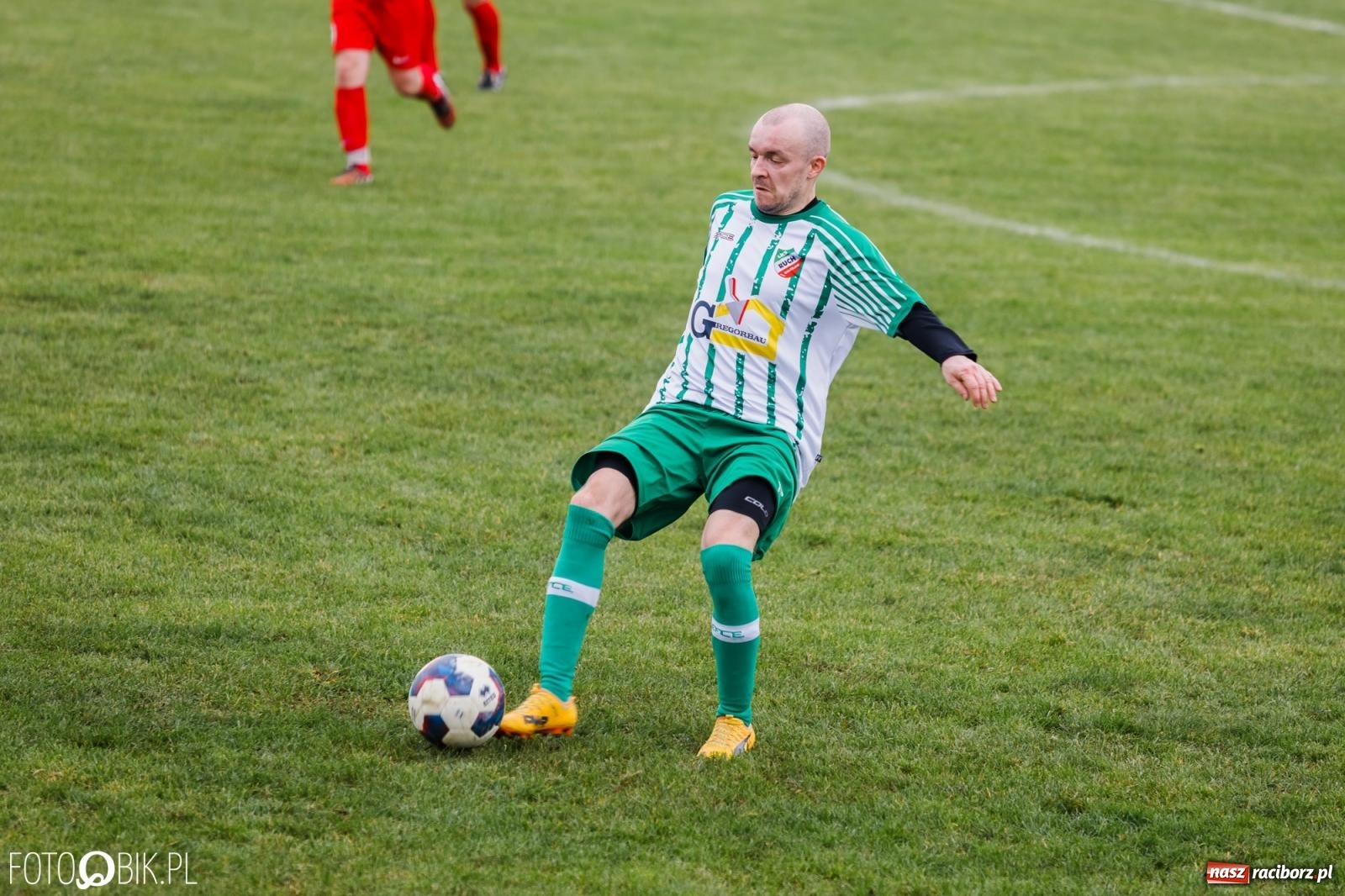 Zdjęcie w galerii na portalu naszraciborz.pl: Ruch rozbił rezerwy Krzanowic [FOTO] wiadomości z regionu