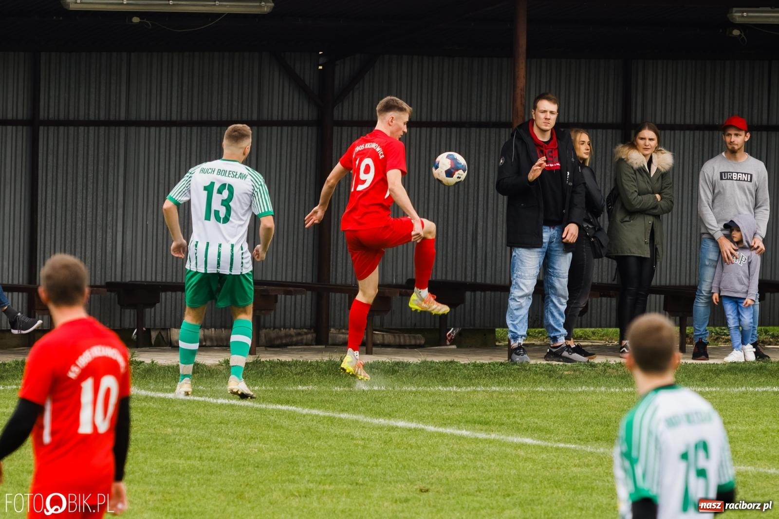 Zdjęcie w galerii na portalu naszraciborz.pl: Ruch rozbił rezerwy Krzanowic [FOTO] wiadomości z regionu