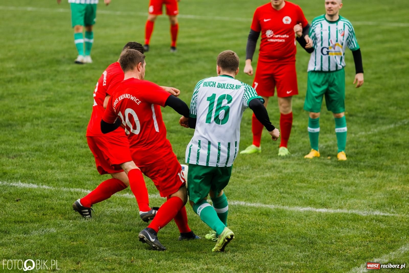 Zdjęcie w galerii na portalu naszraciborz.pl: Ruch rozbił rezerwy Krzanowic [FOTO] wiadomości z regionu