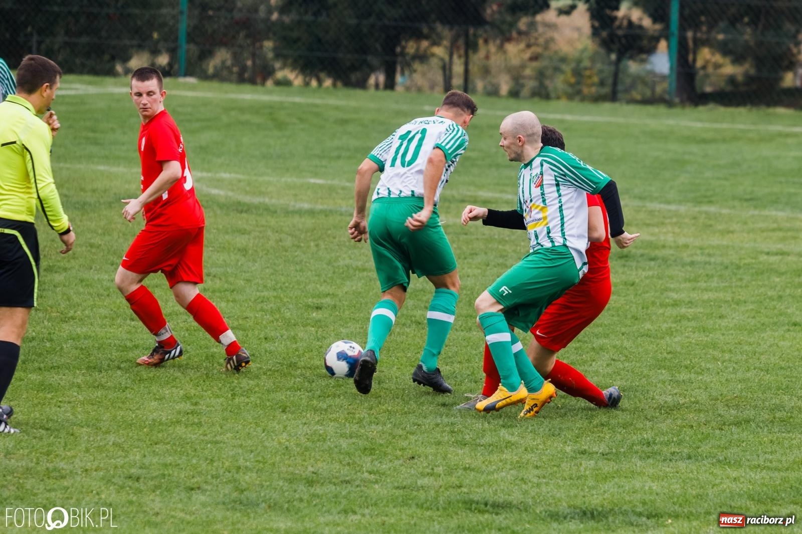 Zdjęcie w galerii na portalu naszraciborz.pl: Ruch rozbił rezerwy Krzanowic [FOTO] wiadomości z regionu