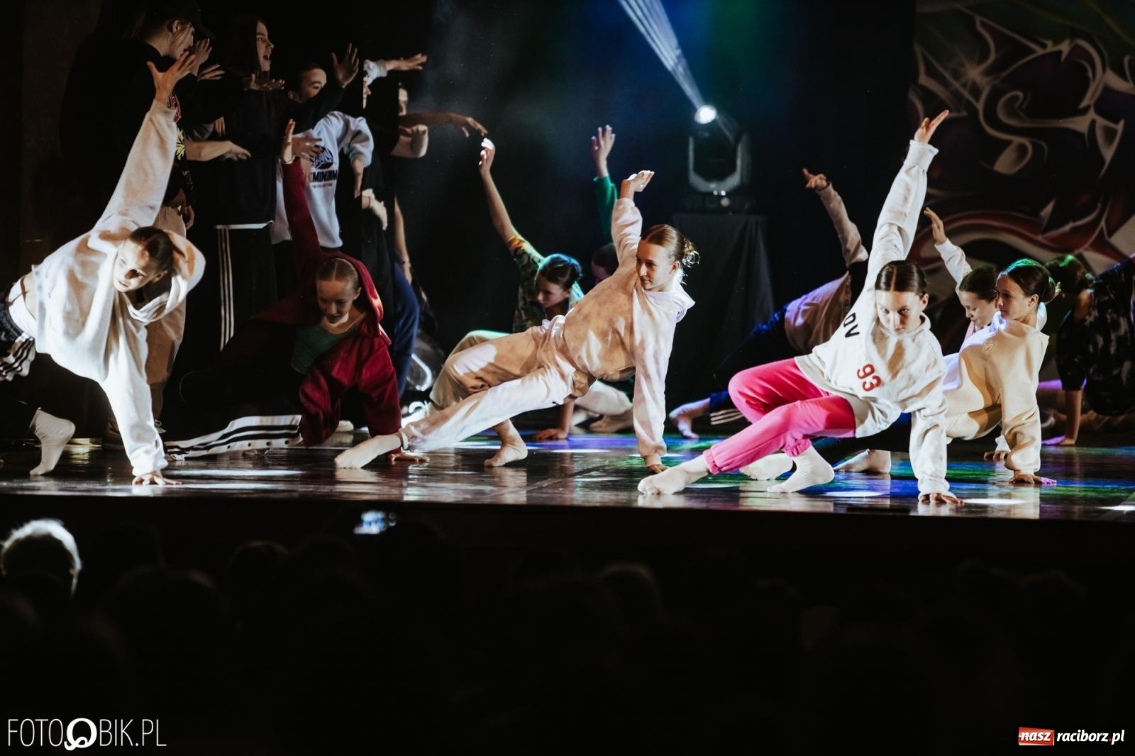 Zdjęcie w galerii na portalu naszraciborz.pl: XI Gala Skazy. Święto tańca w RCK [FOTO i WIDEO] wiadomości z regionu