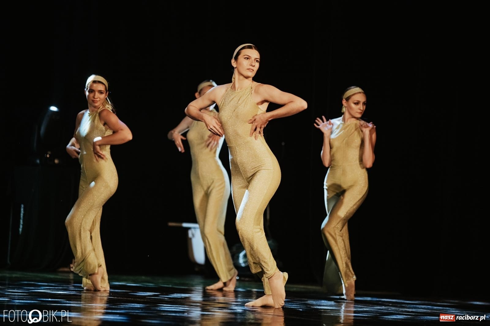 Zdjęcie w galerii na portalu naszraciborz.pl: XI Gala Skazy. Święto tańca w RCK [FOTO i WIDEO] wiadomości z regionu