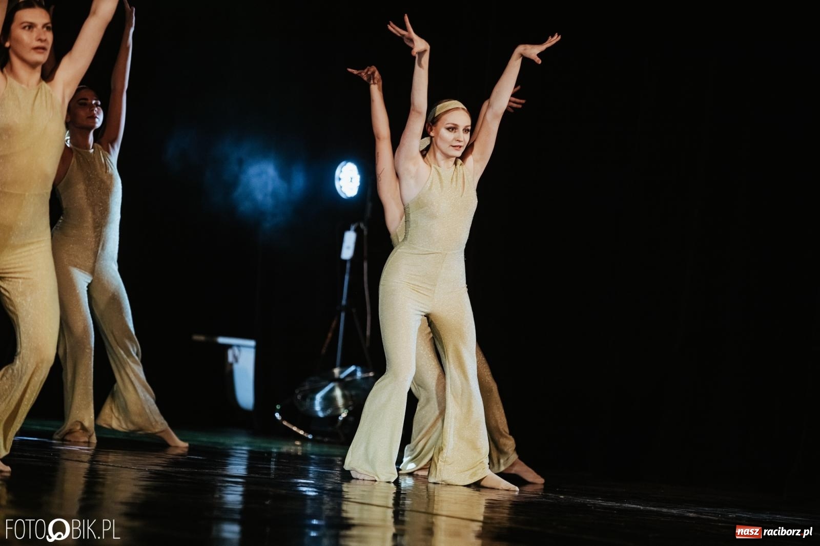 Zdjęcie w galerii na portalu naszraciborz.pl: XI Gala Skazy. Święto tańca w RCK [FOTO i WIDEO] wiadomości z regionu