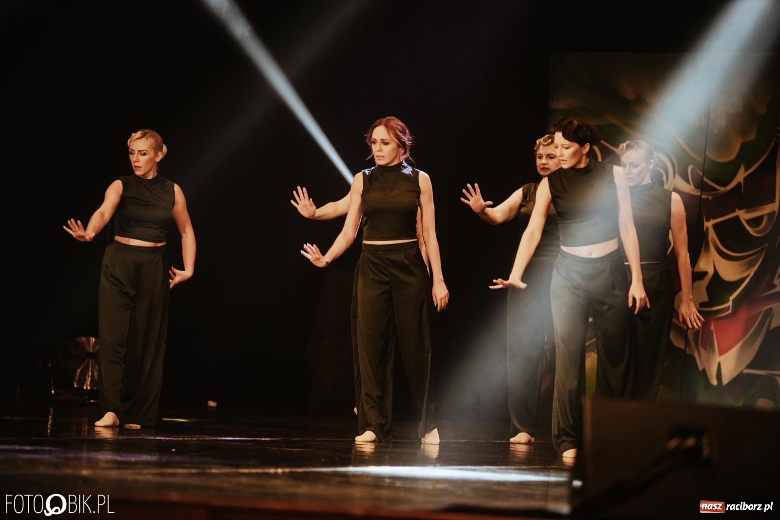 Zdjęcie w galerii na portalu naszraciborz.pl: XI Gala Skazy. Święto tańca w RCK [FOTO i WIDEO] wiadomości z regionu