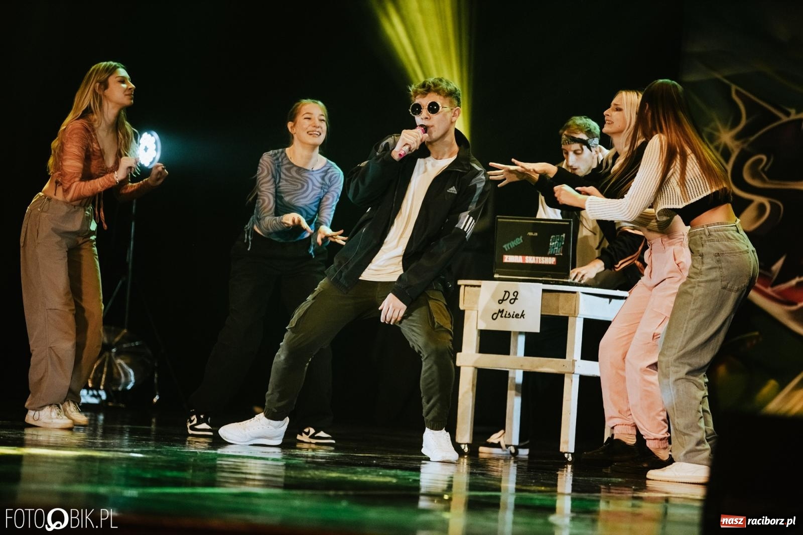 Zdjęcie w galerii na portalu naszraciborz.pl: XI Gala Skazy. Święto tańca w RCK [FOTO i WIDEO] wiadomości z regionu