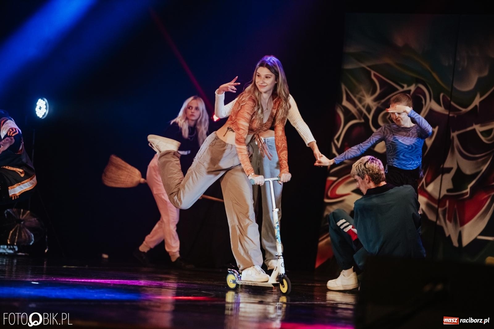 Zdjęcie w galerii na portalu naszraciborz.pl: XI Gala Skazy. Święto tańca w RCK [FOTO i WIDEO] wiadomości z regionu