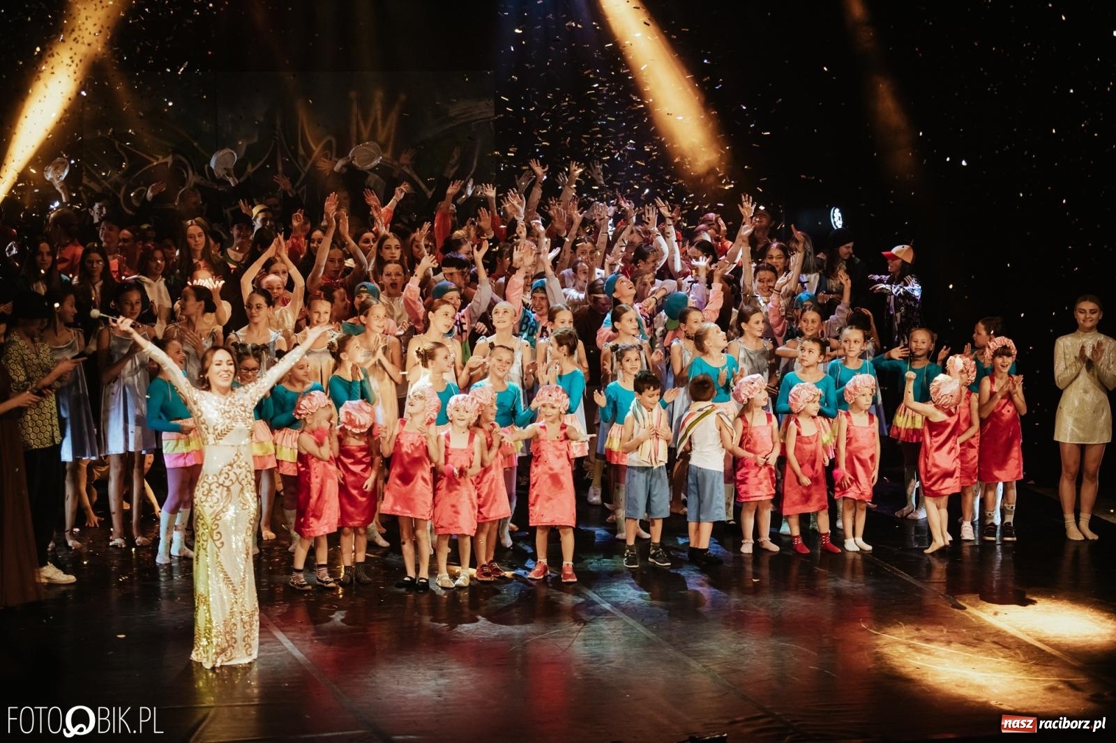 Zdjęcie w galerii na portalu naszraciborz.pl: XI Gala Skazy. Święto tańca w RCK [FOTO i WIDEO] wiadomości z regionu