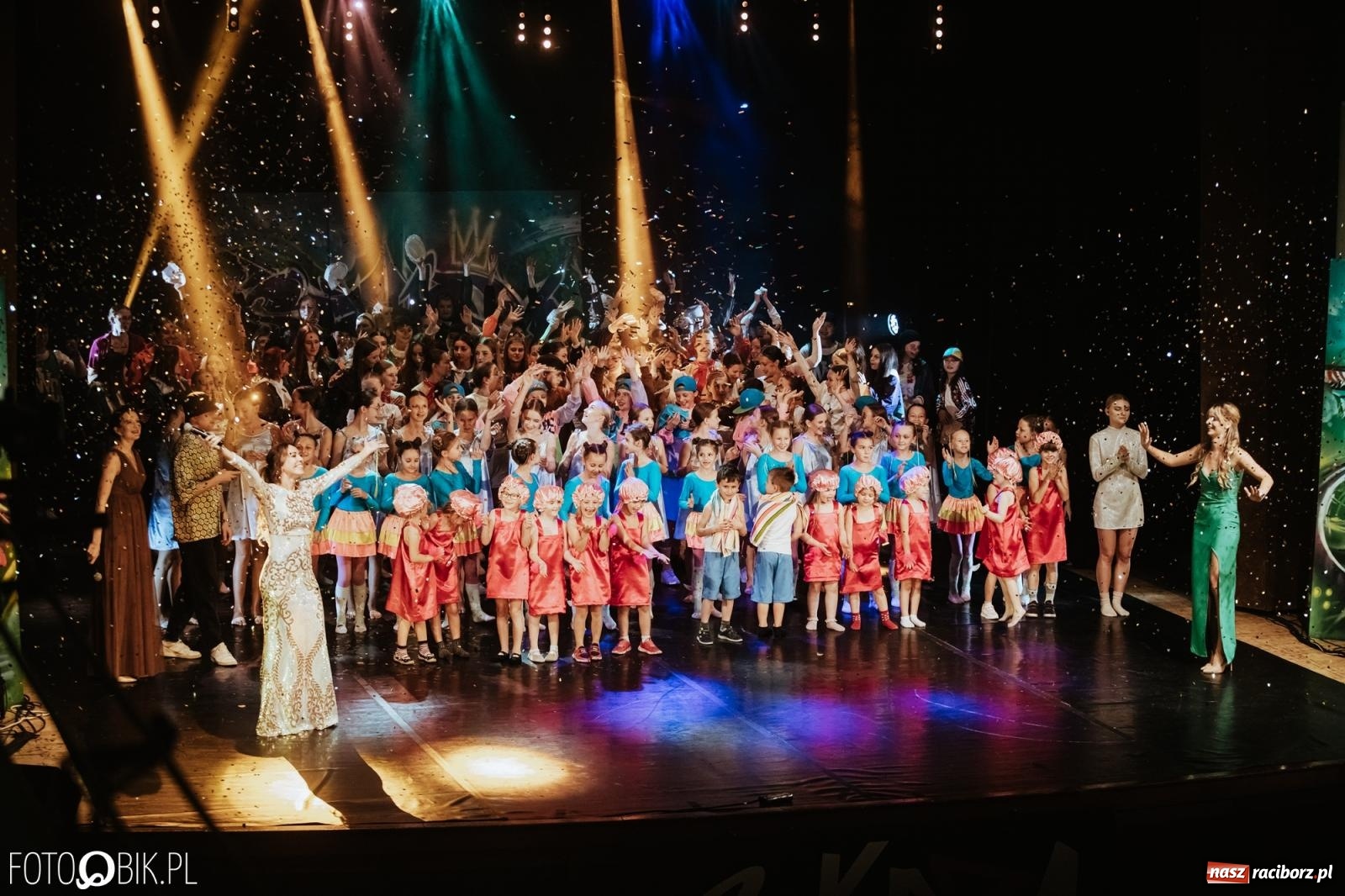 Zdjęcie w galerii na portalu naszraciborz.pl: XI Gala Skazy. Święto tańca w RCK [FOTO i WIDEO] wiadomości z regionu