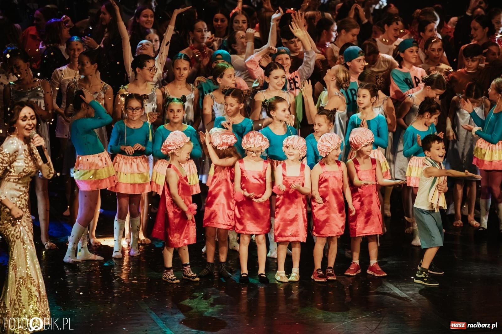 Zdjęcie w galerii na portalu naszraciborz.pl: XI Gala Skazy. Święto tańca w RCK [FOTO i WIDEO] wiadomości z regionu