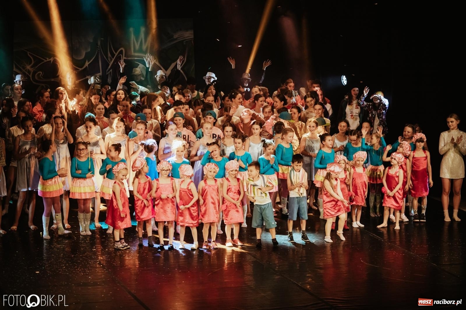 Zdjęcie w galerii na portalu naszraciborz.pl: XI Gala Skazy. Święto tańca w RCK [FOTO i WIDEO] wiadomości z regionu