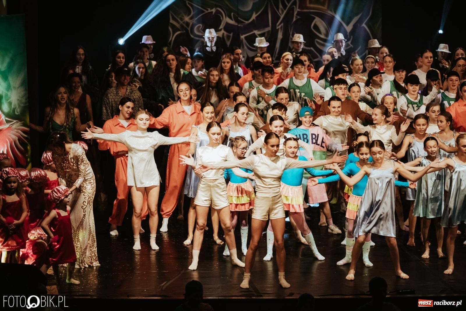 Zdjęcie w galerii na portalu naszraciborz.pl: XI Gala Skazy. Święto tańca w RCK [FOTO i WIDEO] wiadomości z regionu