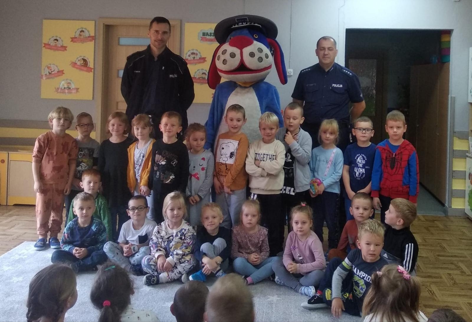 Zdjęcie w galerii na portalu naszraciborz.pl: O bezpieczeństwie w Przedszkolu numer 20 wiadomości z regionu