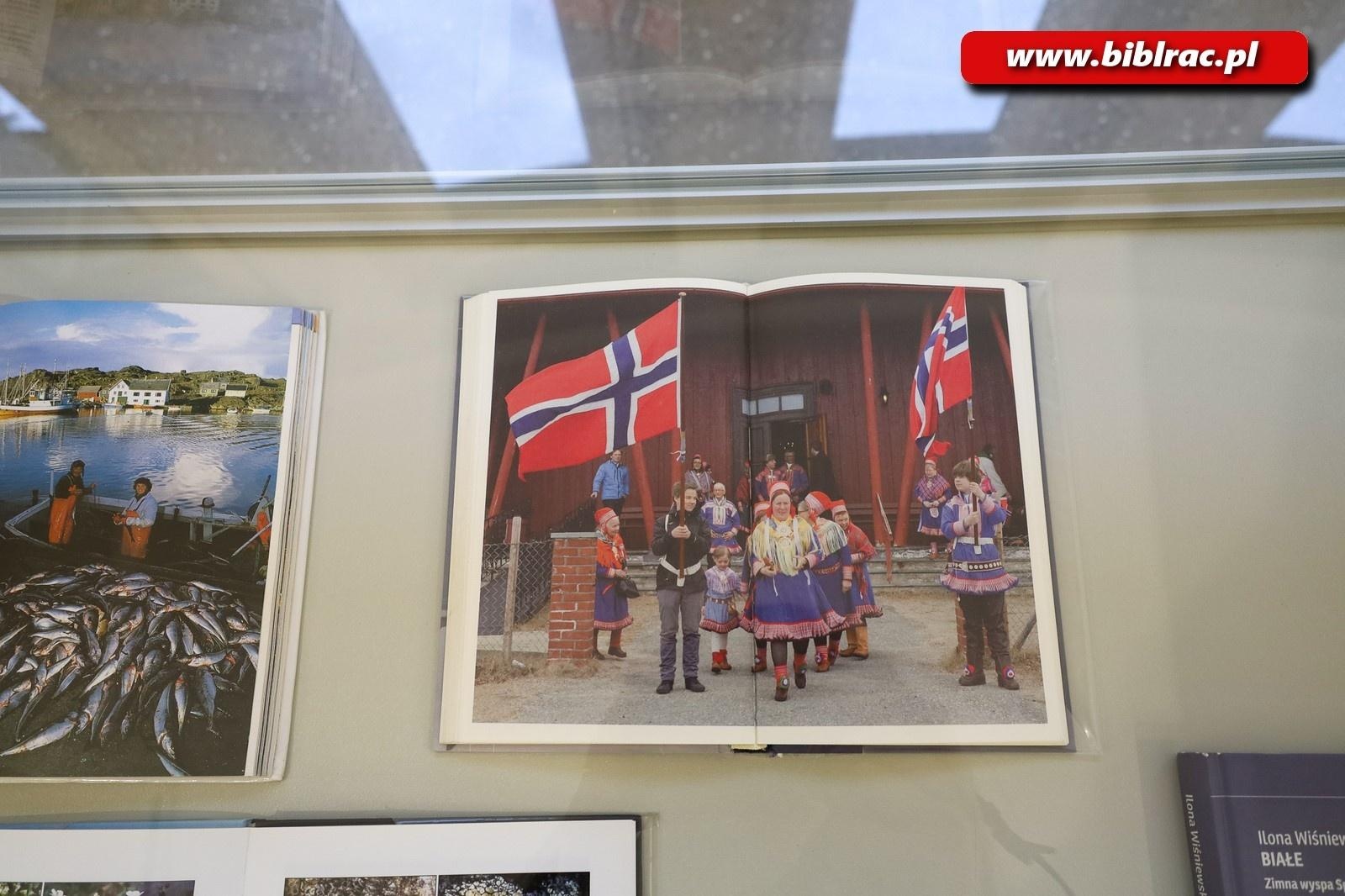 Zdjęcie w galerii na portalu naszraciborz.pl: 8. Edycja Ogólnopolskiej Nocy Bibliotek w Raciborzu wiadomości z regionu