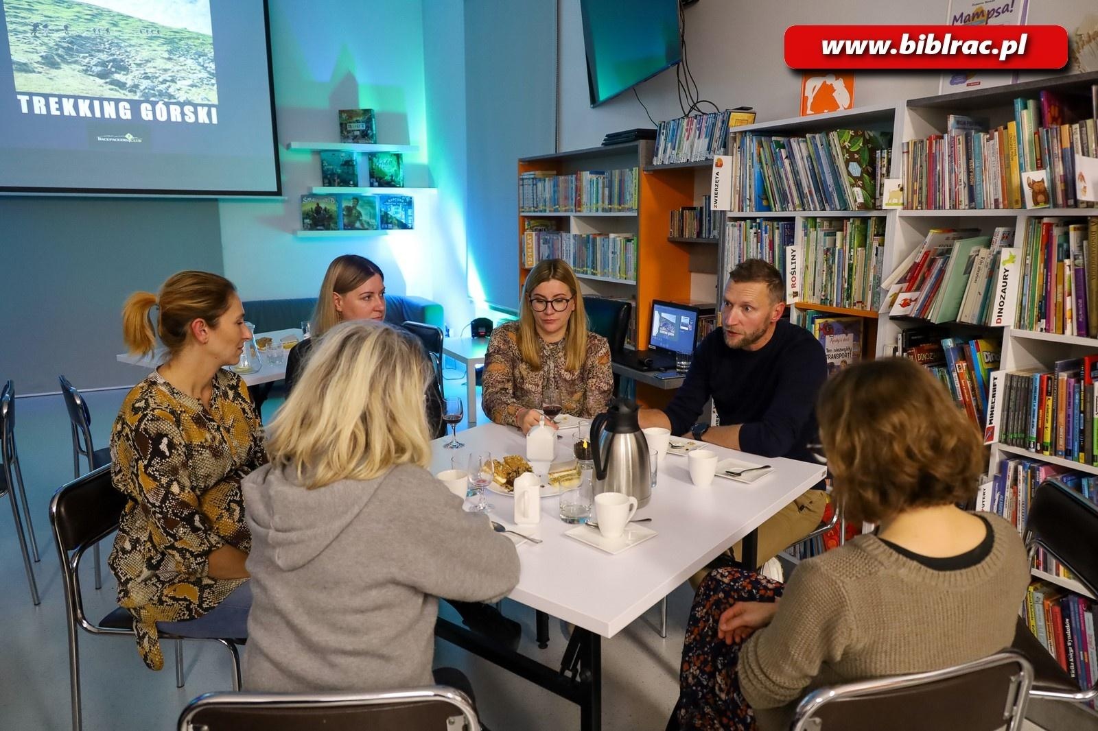 Zdjęcie w galerii na portalu naszraciborz.pl: 8. Edycja Ogólnopolskiej Nocy Bibliotek w Raciborzu wiadomości z regionu