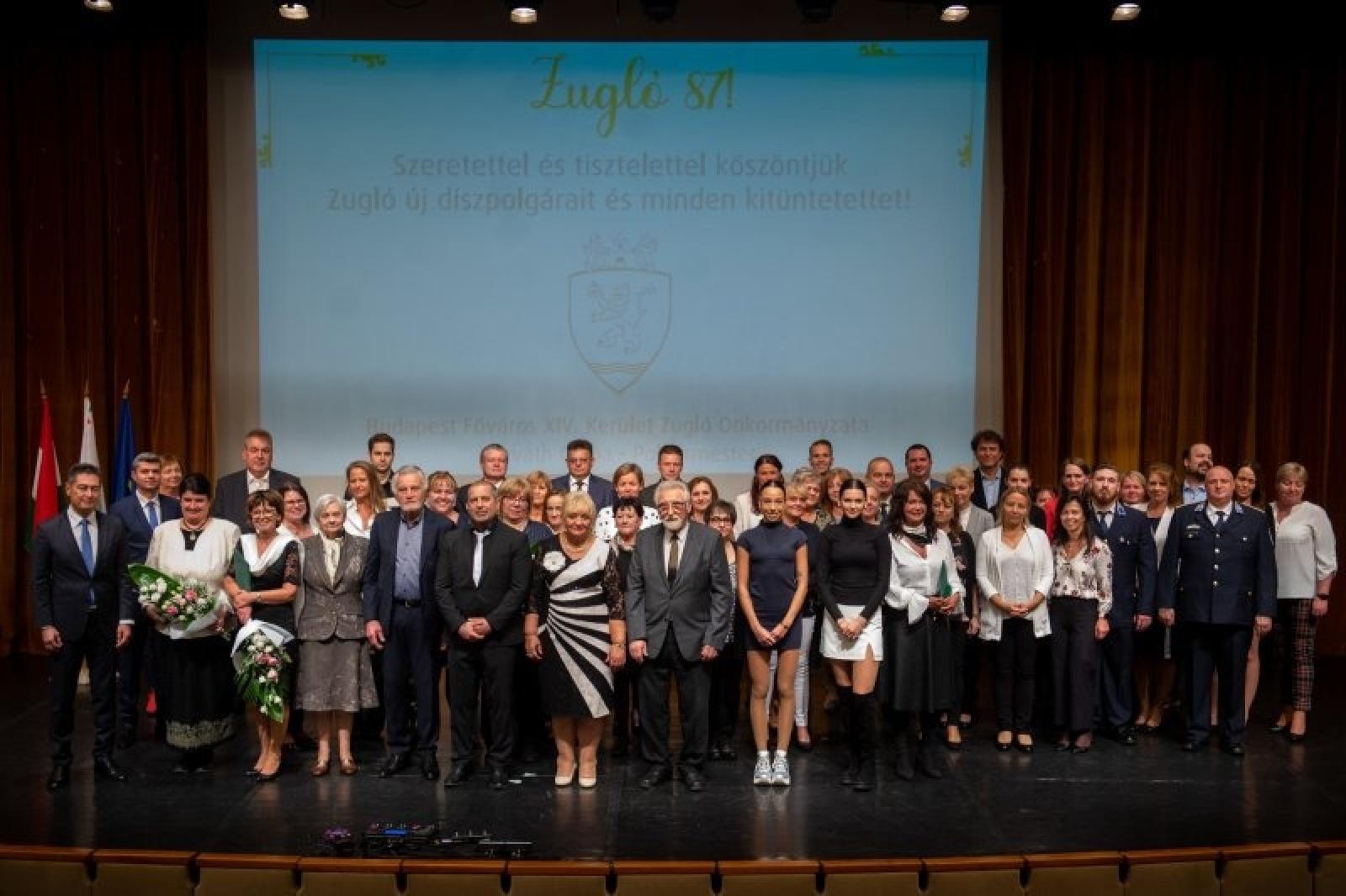 Zdjęcie w galerii na portalu naszraciborz.pl: Z partnerską wizytą w Zugló wiadomości z regionu