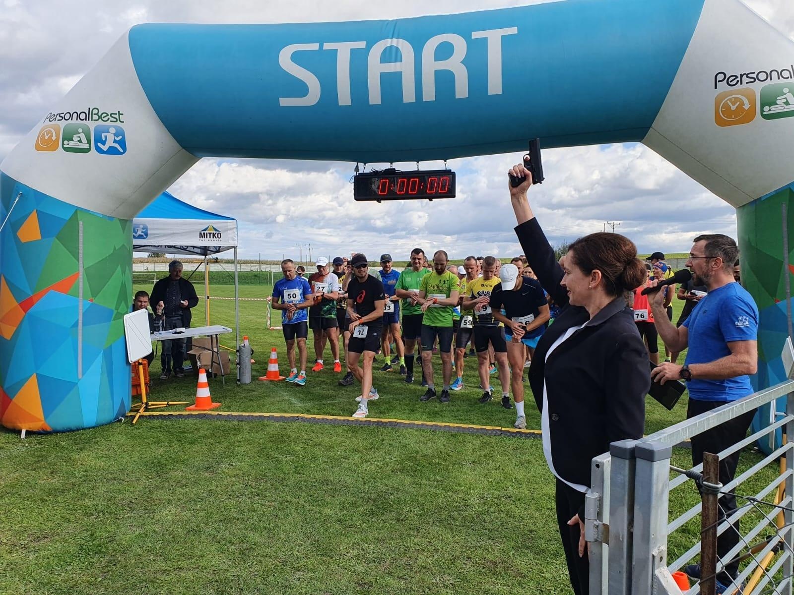 Zdjęcie w galerii na portalu naszraciborz.pl: Pacak i Klimek najlepsi w II Półmaratonie po wałach wiadomości z regionu