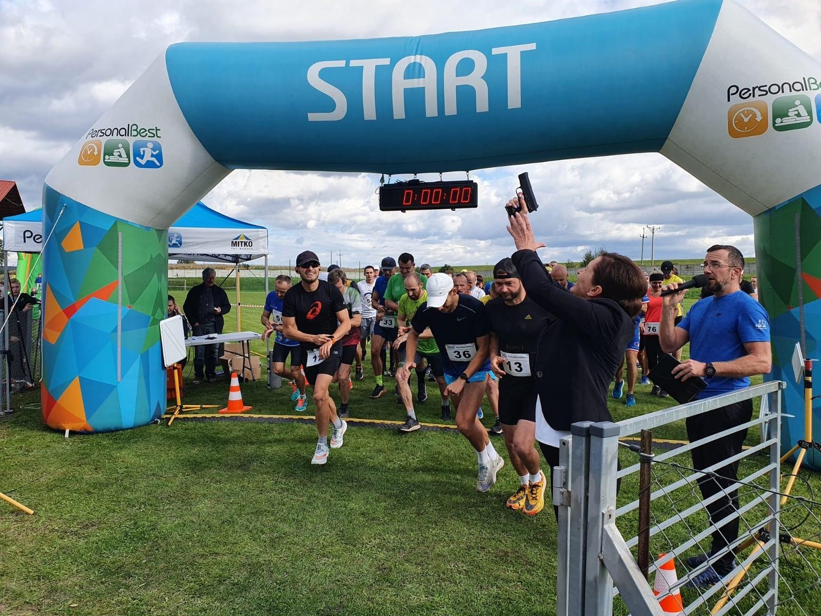 Zdjęcie w galerii na portalu naszraciborz.pl: Pacak i Klimek najlepsi w II Półmaratonie po wałach wiadomości z regionu