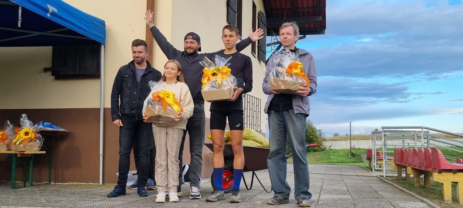 Zdjęcie w galerii na portalu naszraciborz.pl: Pacak i Klimek najlepsi w II Półmaratonie po wałach wiadomości z regionu