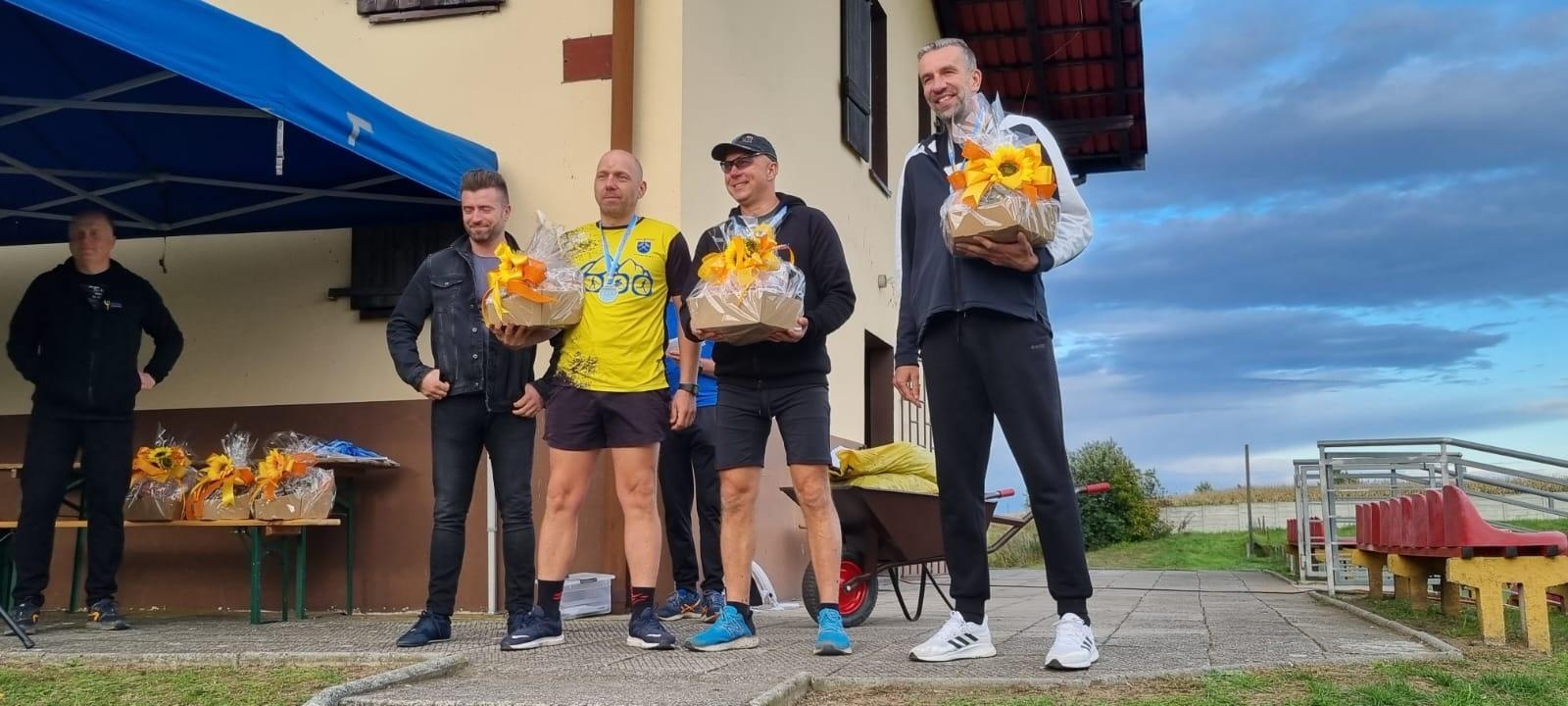 Zdjęcie w galerii na portalu naszraciborz.pl: Pacak i Klimek najlepsi w II Półmaratonie po wałach wiadomości z regionu