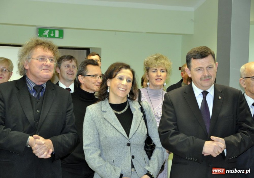 Zdjęcie w galerii na portalu naszraciborz.pl: Świąteczny mega kiermasz w Pietrowicach wiadomości z regionu