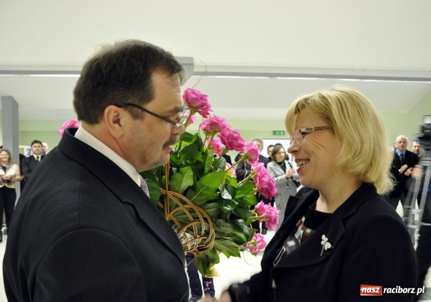 Zdjęcie w galerii na portalu naszraciborz.pl: Świąteczny mega kiermasz w Pietrowicach wiadomości z regionu