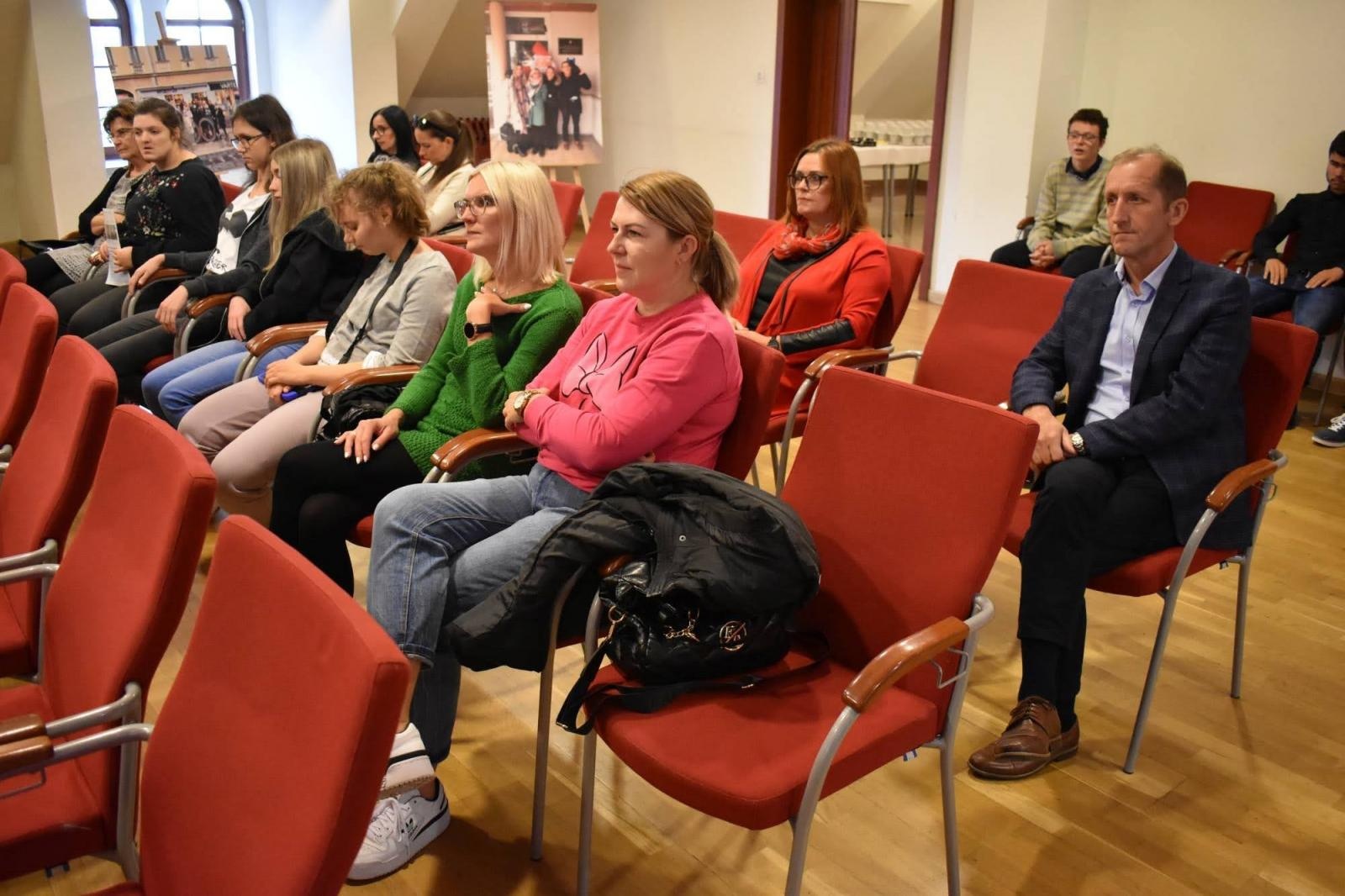 Zdjęcie w galerii na portalu naszraciborz.pl: W Zespole Szkół Specjalnych podsumowano projekt ERASMUS+ wiadomości z regionu