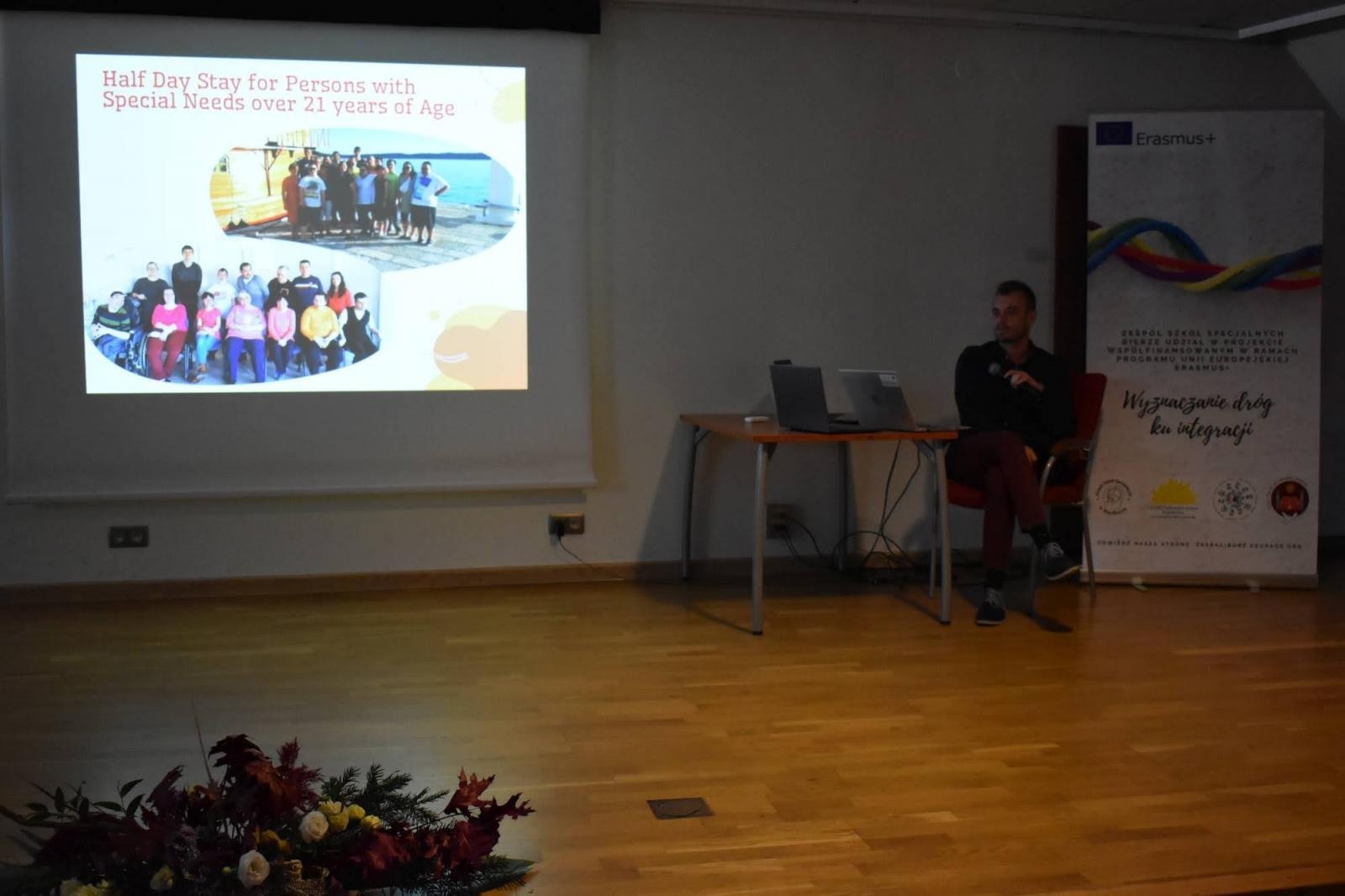 Zdjęcie w galerii na portalu naszraciborz.pl: W Zespole Szkół Specjalnych podsumowano projekt ERASMUS+ wiadomości z regionu