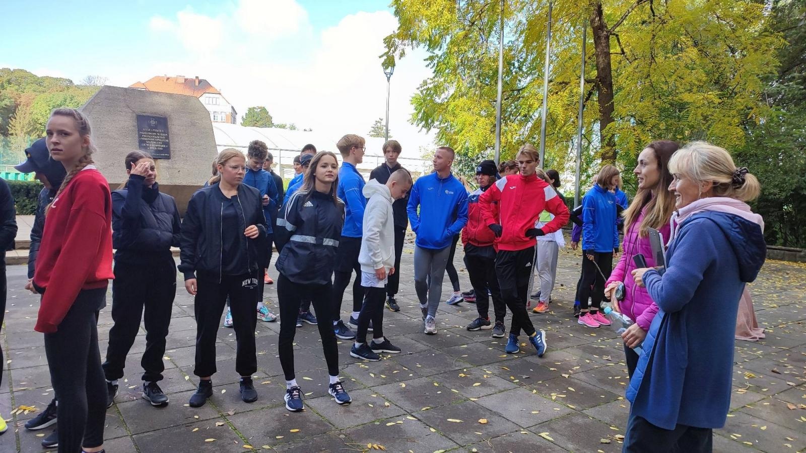Zdjęcie w galerii na portalu naszraciborz.pl: Rejonowe finały w Sztafetowych Biegach Przełajowych [FOTO i WYNIKI] wiadomości z regionu