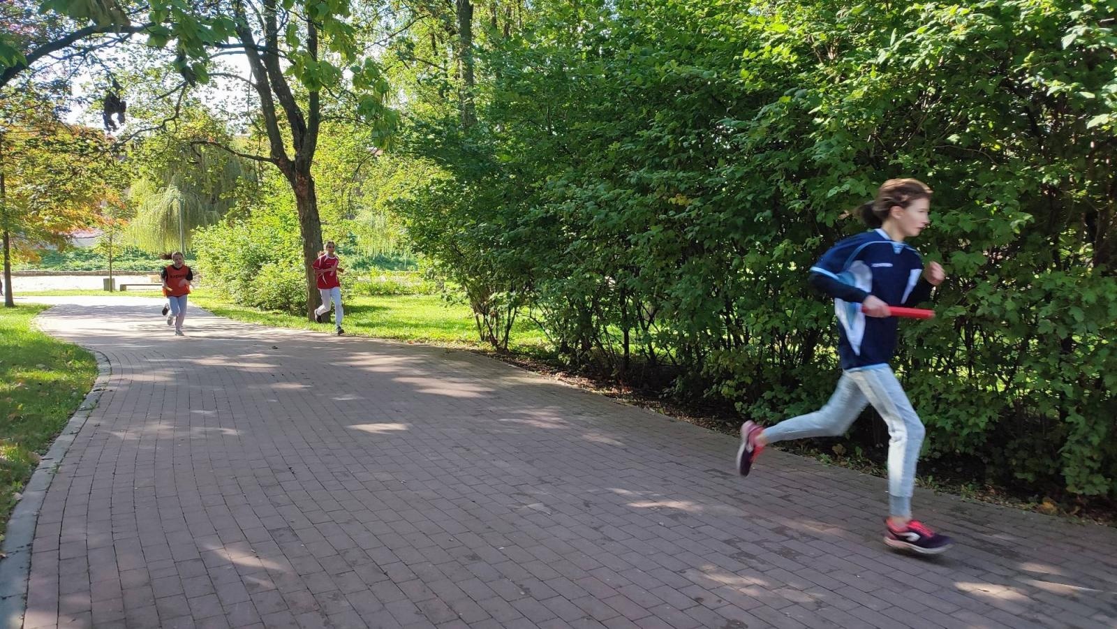 Zdjęcie w galerii na portalu naszraciborz.pl: Rejonowe finały w Sztafetowych Biegach Przełajowych [FOTO i WYNIKI] wiadomości z regionu