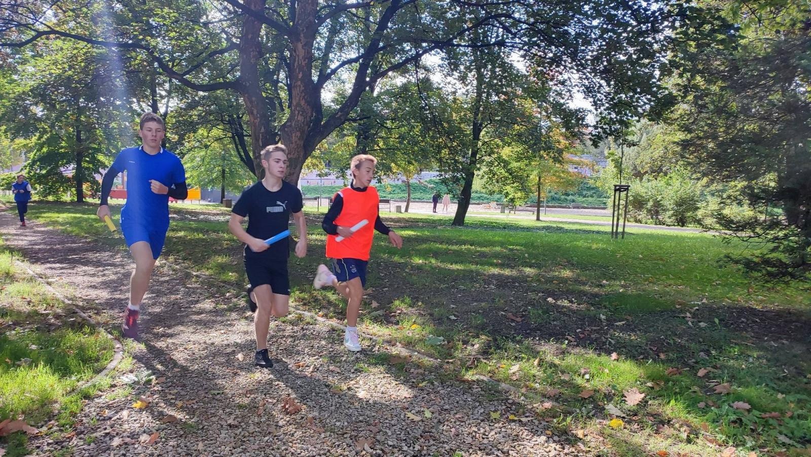 Zdjęcie w galerii na portalu naszraciborz.pl: Rejonowe finały w Sztafetowych Biegach Przełajowych [FOTO i WYNIKI] wiadomości z regionu