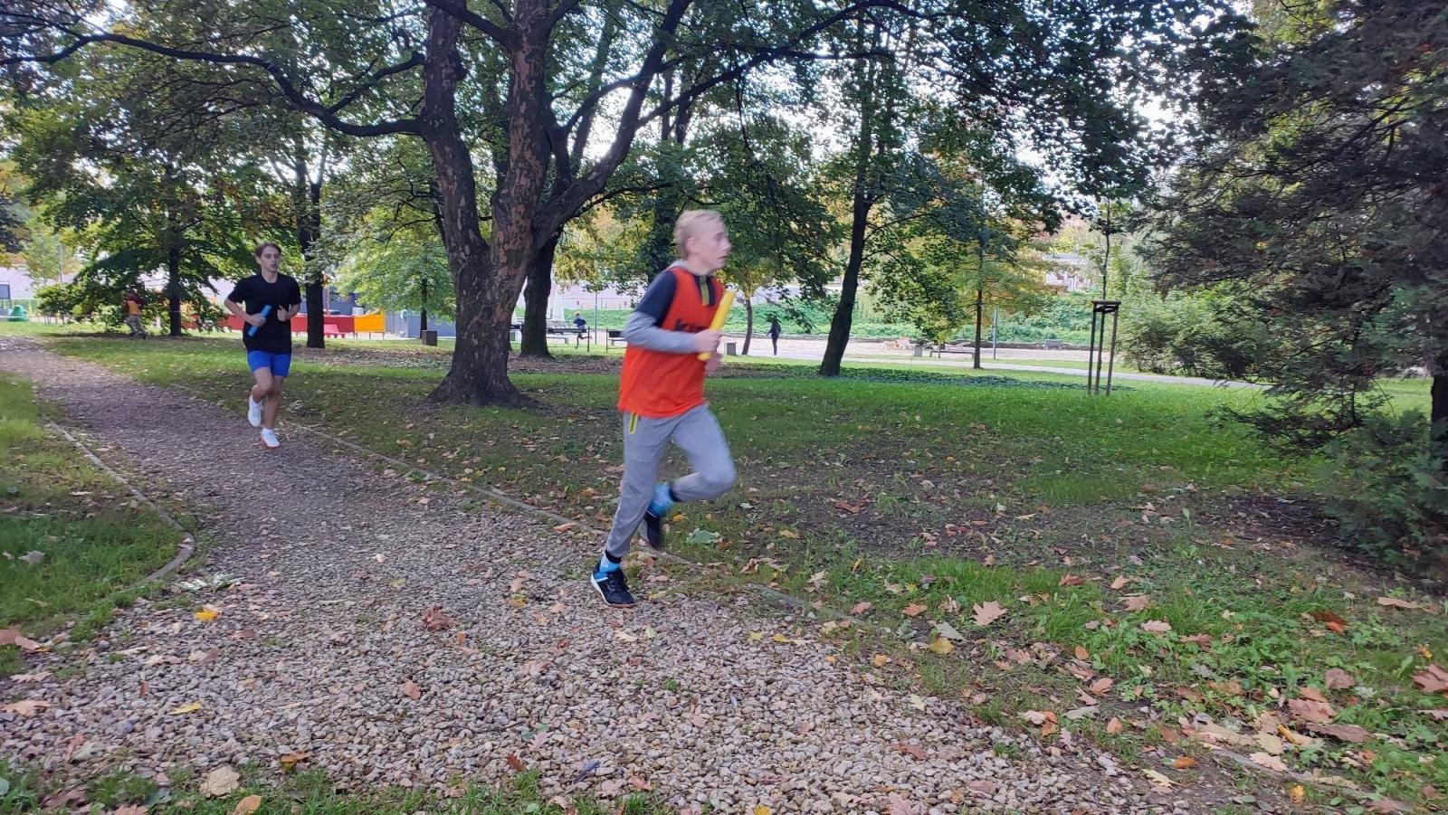 Zdjęcie w galerii na portalu naszraciborz.pl: Rejonowe finały w Sztafetowych Biegach Przełajowych [FOTO i WYNIKI] wiadomości z regionu